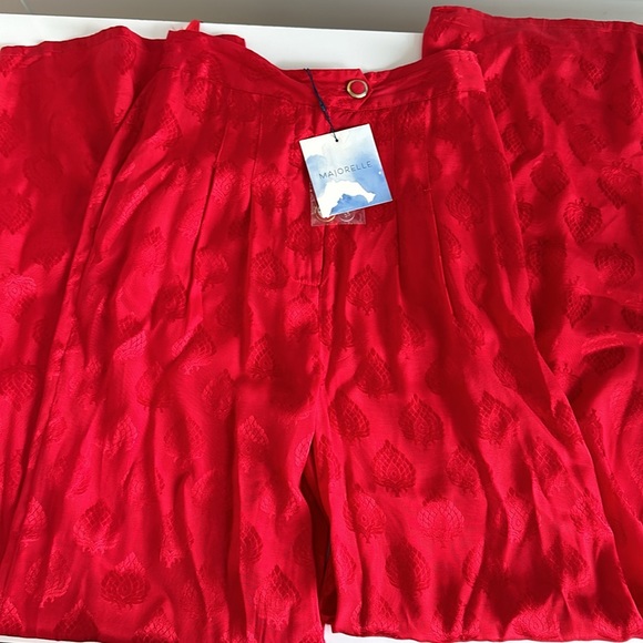 Cleveland Pant in Red - Picture 4 of 5